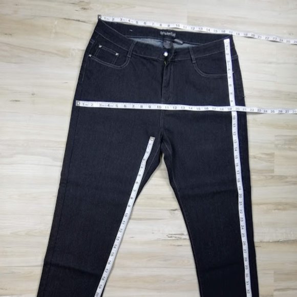 Straight Leg Denim Pants - Picture 9 of 10